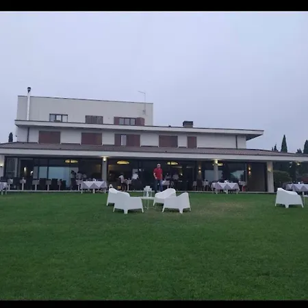 Hotel Soave Relais Castelcerino 3*
