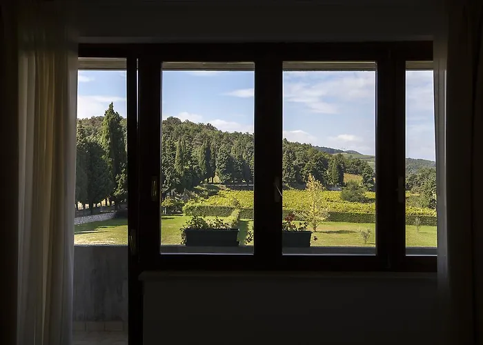 Soave Relais Castelcerino 3*