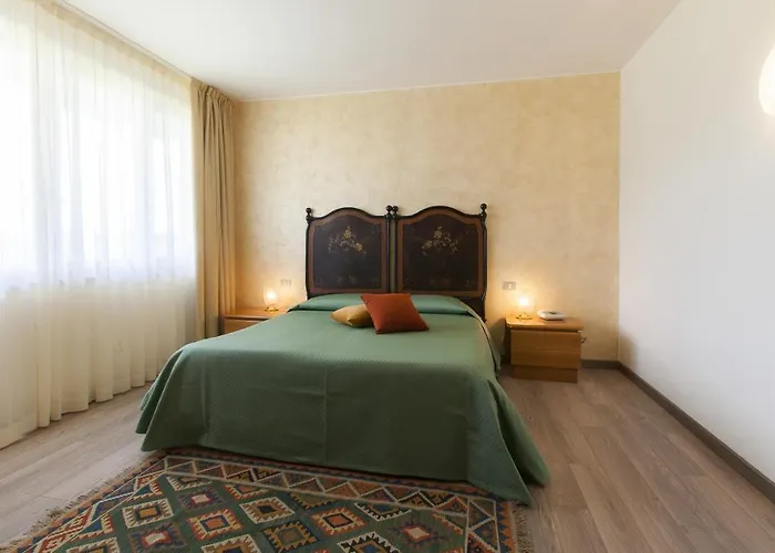 فندق Soave Relais Castelcerino 3*
