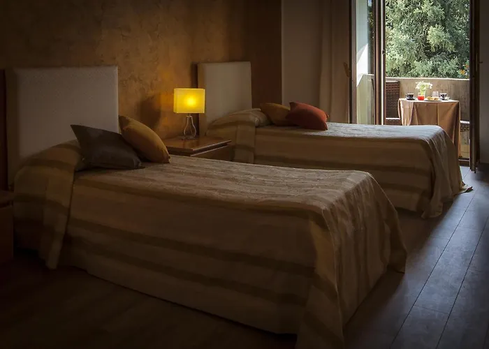 Soave Relais Castelcerino فندق