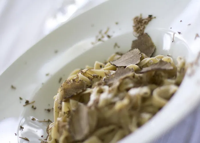 Soave Relais Castelcerino 3* سواف