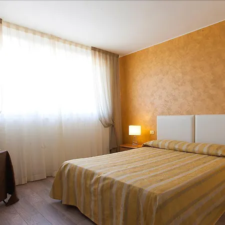 Hotel Villa Singh Soave (Verona)