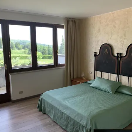 Villa Singh Soave (Verona)