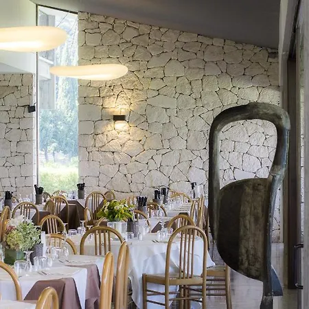 Singh Hotel Soave (Verona)