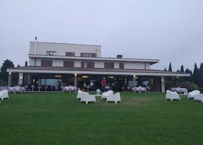 Szálloda Soave Relais Castelcerino 3*
